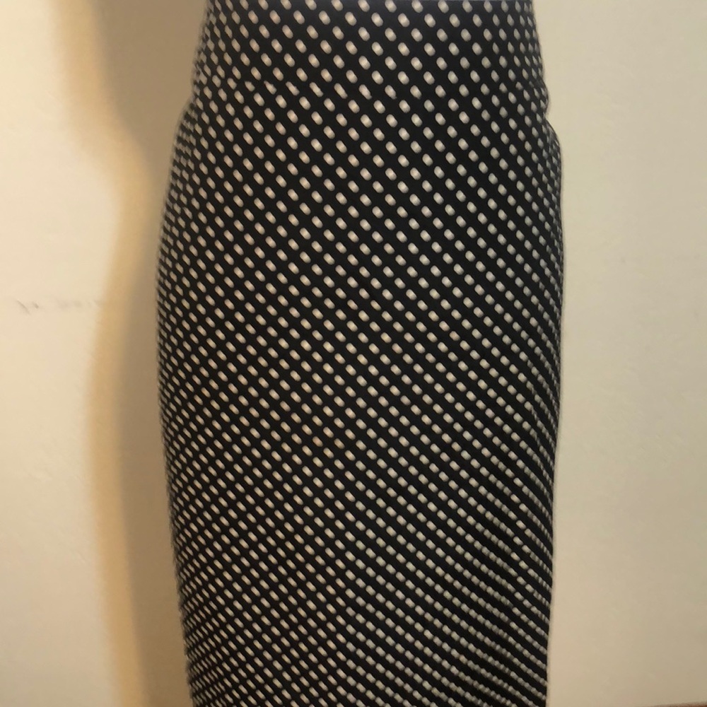 Ann Taylor Cream and Black A-like skirt! 18